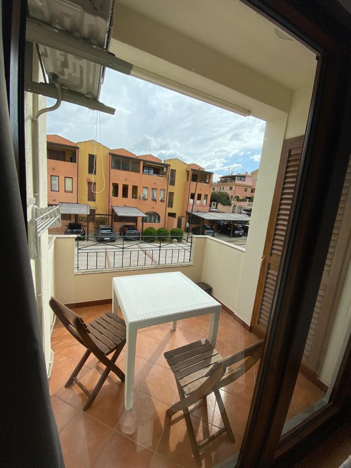 Studio'S Pavese Olbia Exterior foto